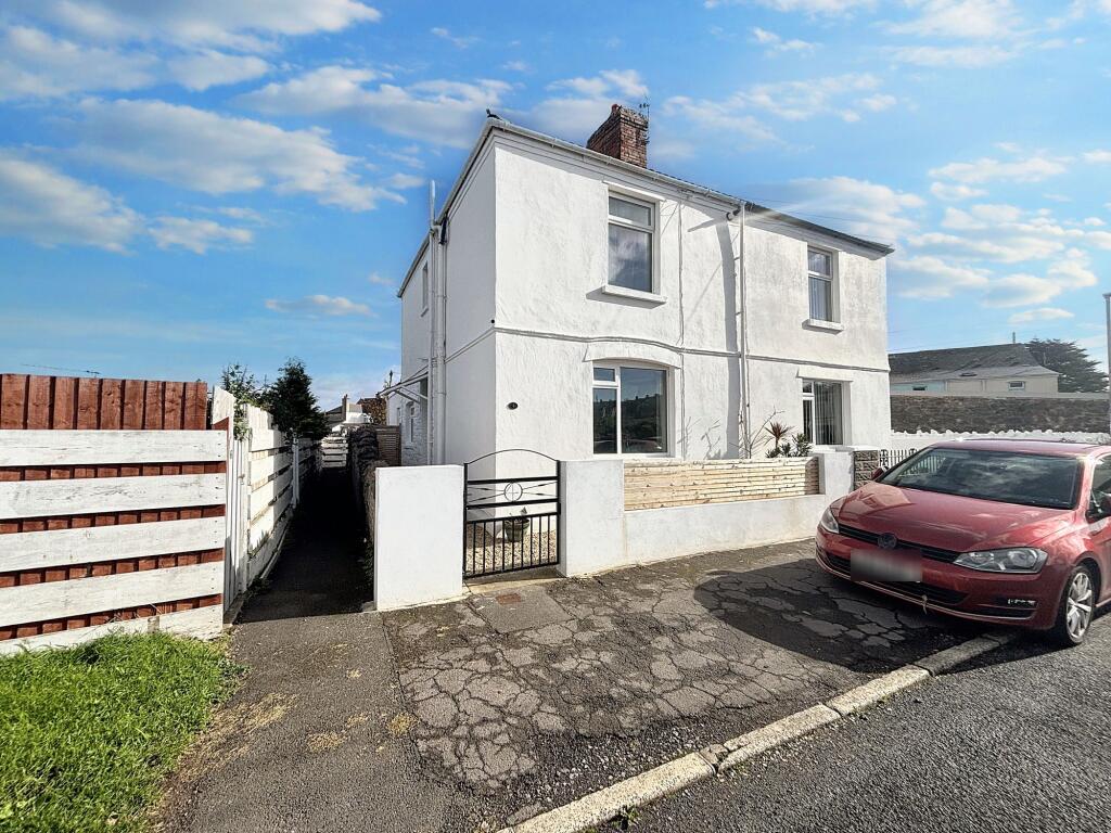 Main image of property: Elm Grove, Barry, CF63