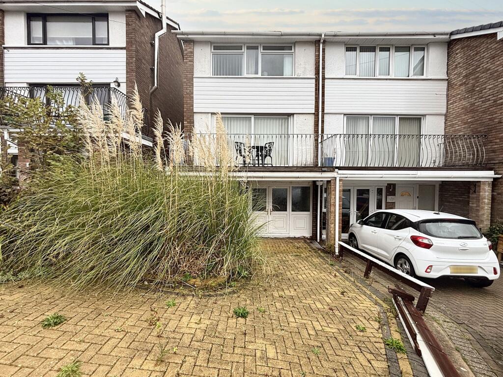 Main image of property: Marine Drive, Barry, CF62