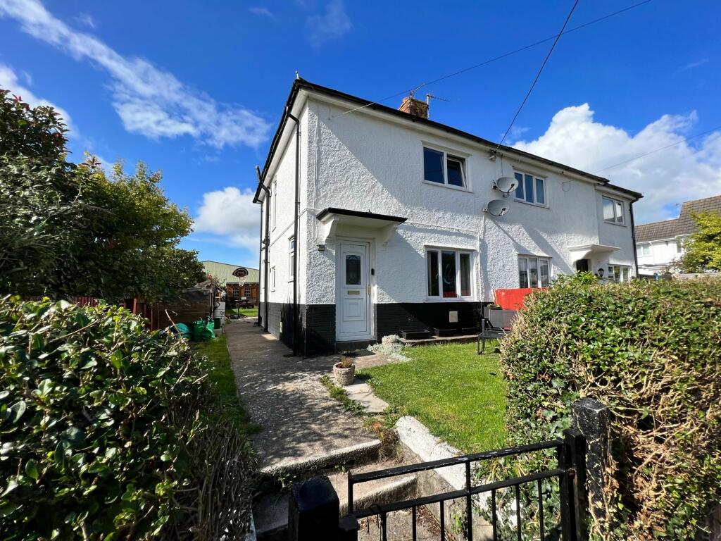 2 bedroom semidetached house for sale in Rhoose Road, Rhoose, CF62