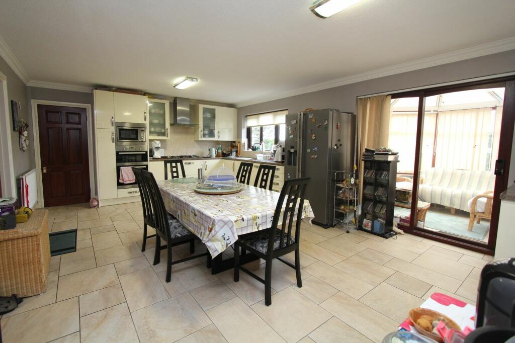 Additional property image - Jackson Close, Rhoose, CF62