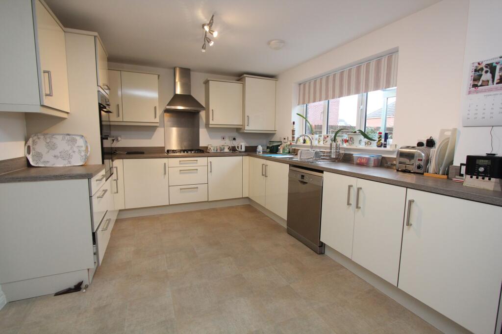 Main image of property: Crib Y Sianel, Rhoose Point, CF62 3NB