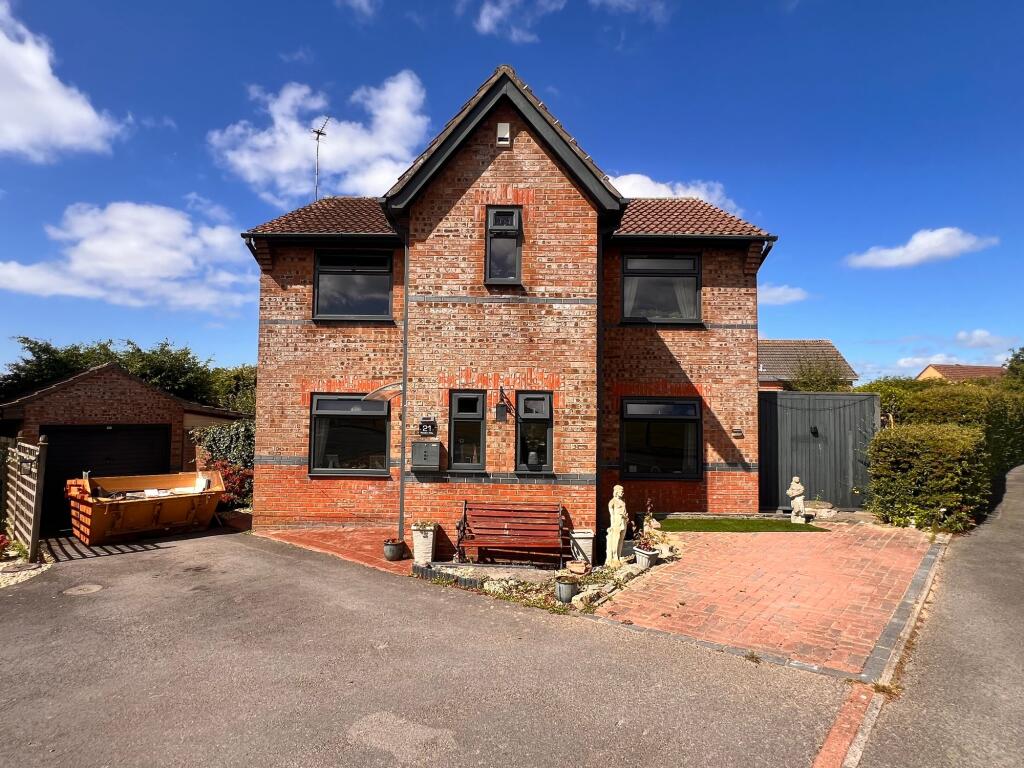 Main image of property: Readers Way, Rhoose, CF62
