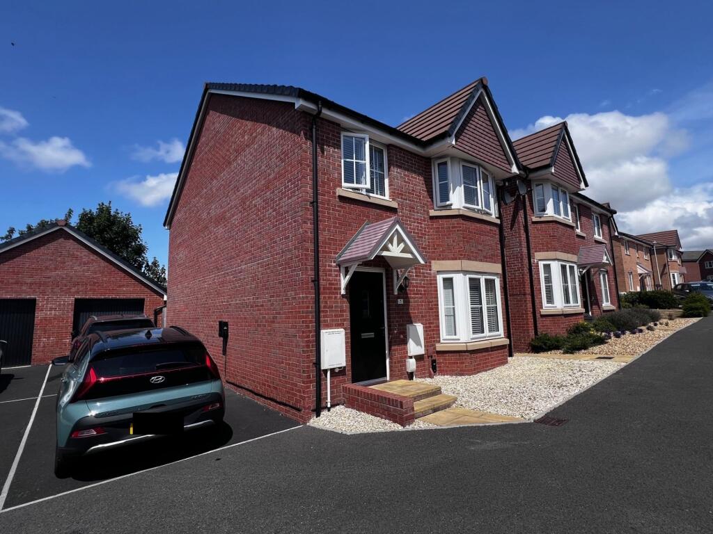 Main image of property: Railway Road, Rhoose, CF62