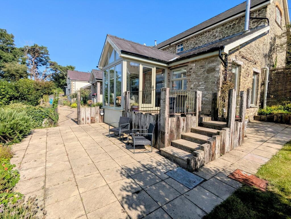 Main image of property: Ffynonnau, Llansteffan, Carmarthen, Carmarthenshire.