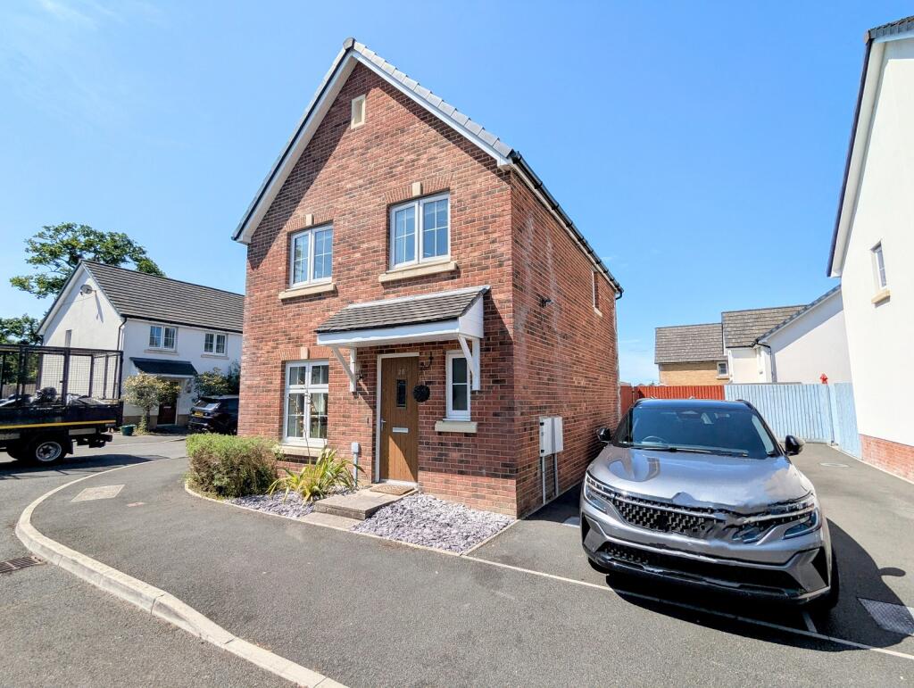 Main image of property: Maes Lewis Morris, Llangunnor, Carmarthen, Carmarthenshire.