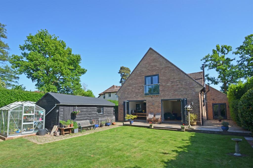 Main image of property: Thakeham Road, Storrington, West Sussex, RH20