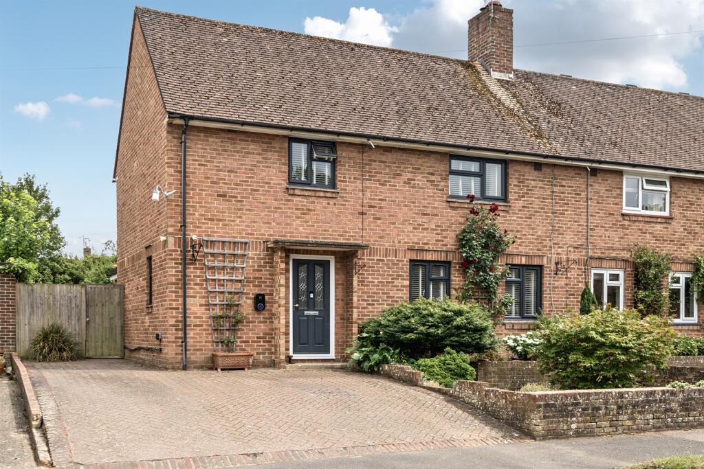 Main image of property: Fryern Close, Storrington, West Sussex, RH20