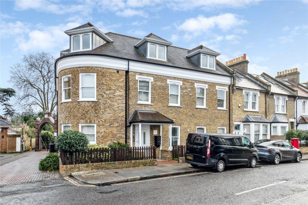 Main image of property: White Hart Lane, Barnes, London, SW13