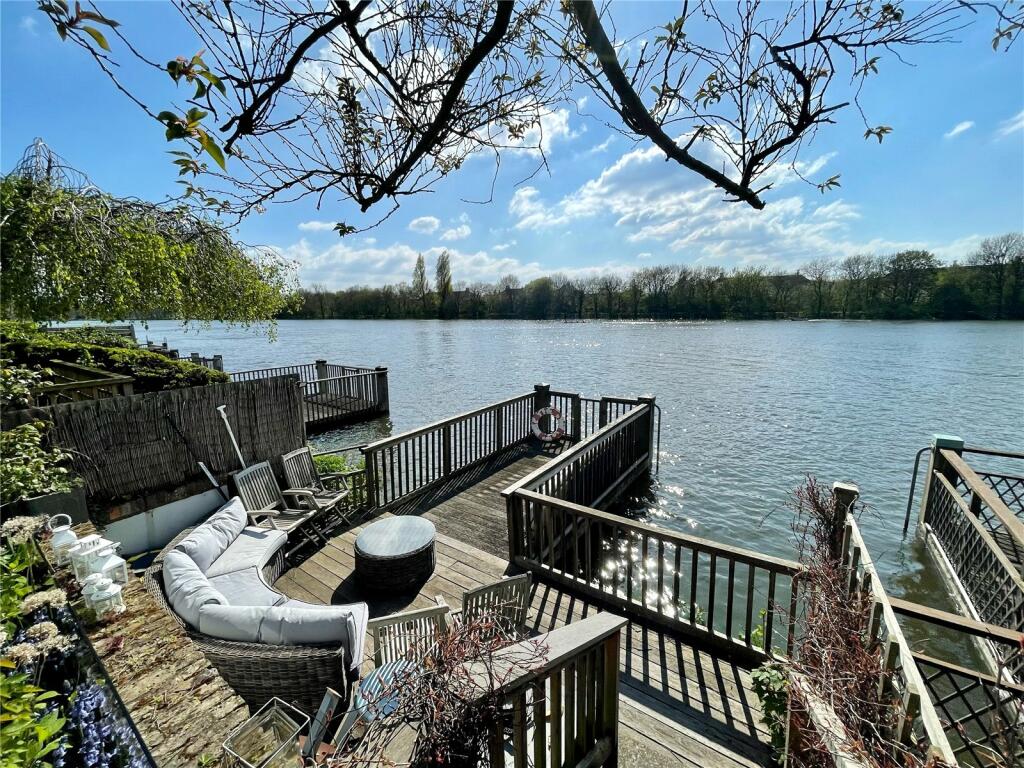 4 bedroom terraced house for sale in Chiswick Staithe, Hartington Road, Chiswick, London, W4