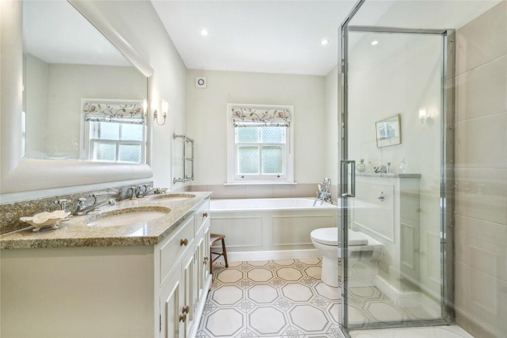 4 bedroom terraced house for sale in St. Elmo Road, London, W12