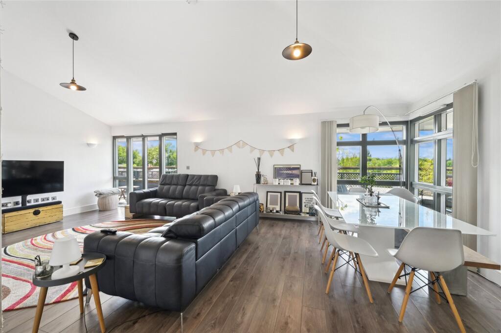 Main image of property: Spring Grove, London, W4
