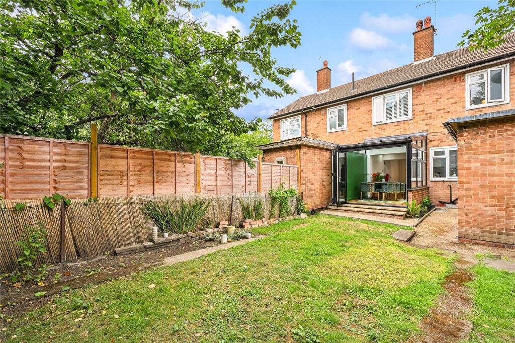 Main image of property: Chesterfield Road, London, W4