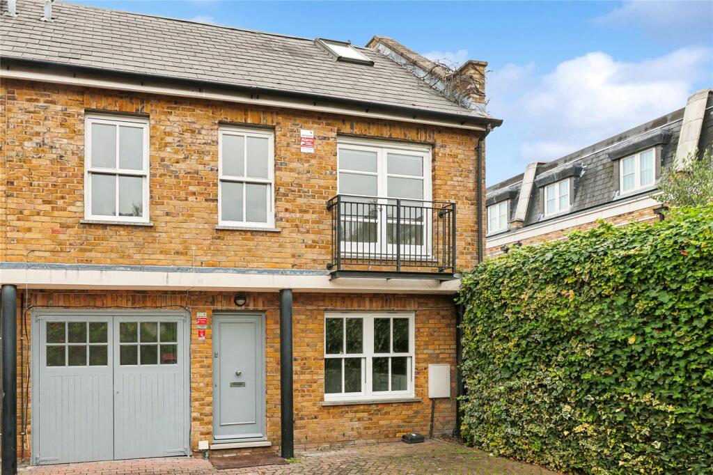 Main image of property: Short Road, London, W4