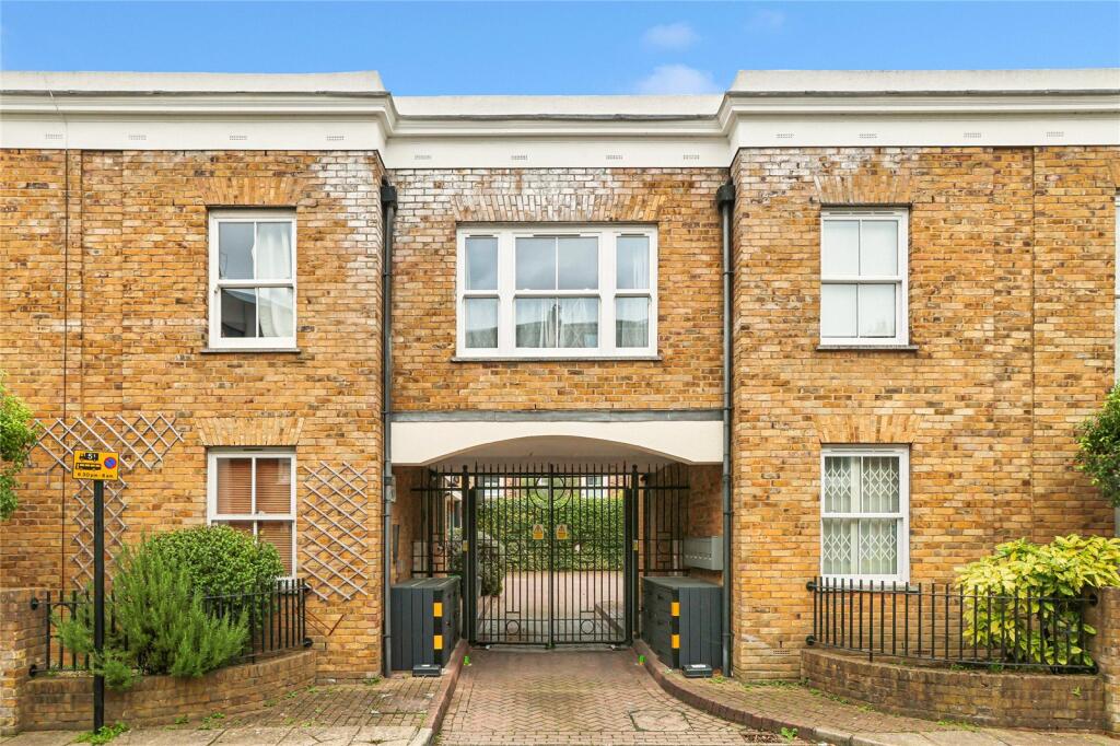 Main image of property: Short Road, London, W4