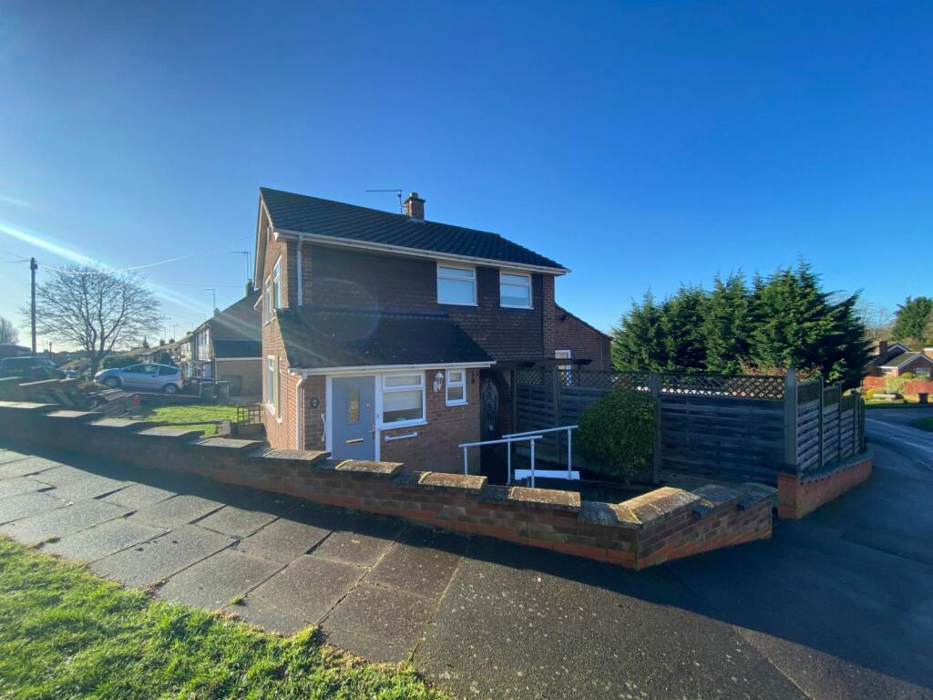 3 bedroom semidetached house for sale in Hazeldene Road, Links View, Northampton NN2 7NZ, NN2
