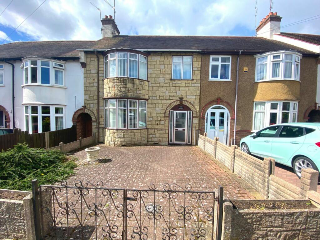 3 bedroom terraced house for sale in Mayfield Road, Spinney Hill, Northampton NN3 2RE, NN3