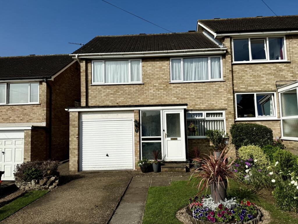 Main image of property: Oulton Rise, Parklands, NN3 6EW