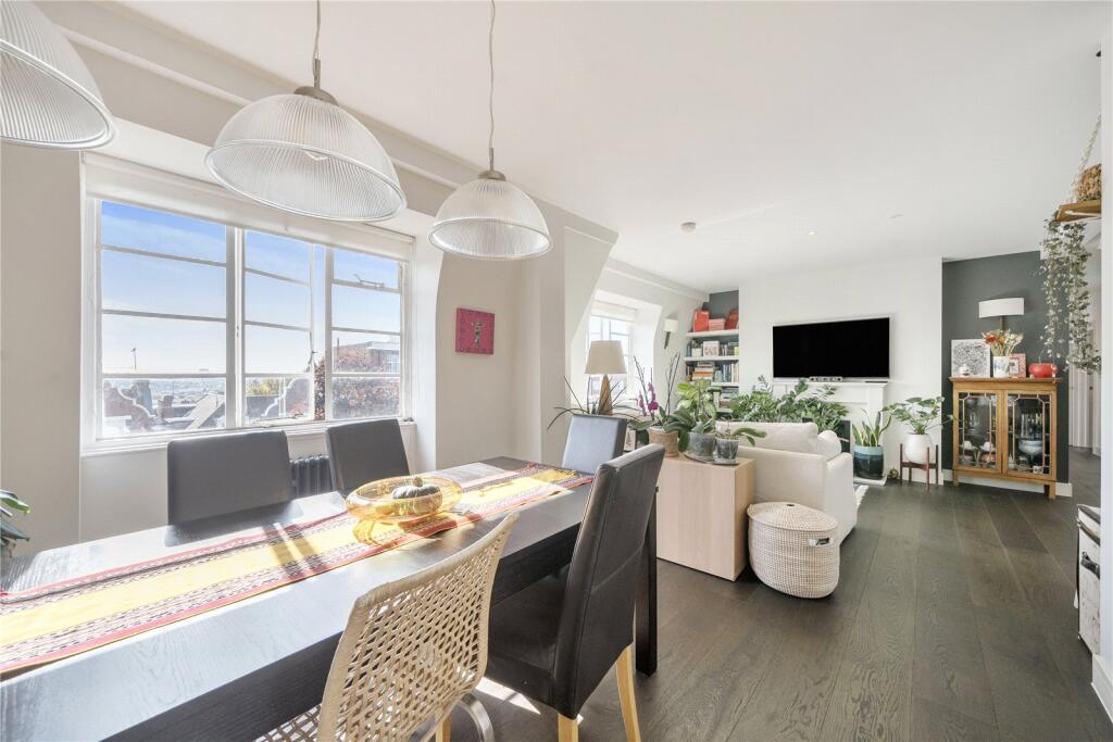 Main image of property: Frognal Lane, London, NW3