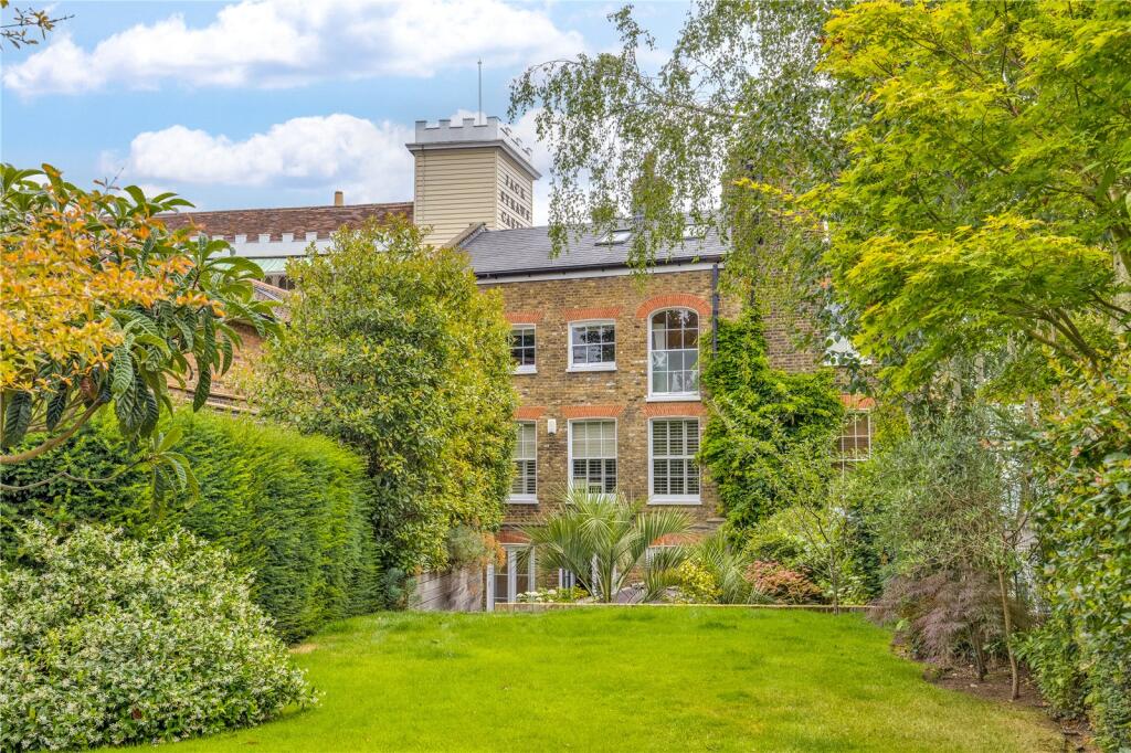 Main image of property: North End Way, Hampstead, London, NW3