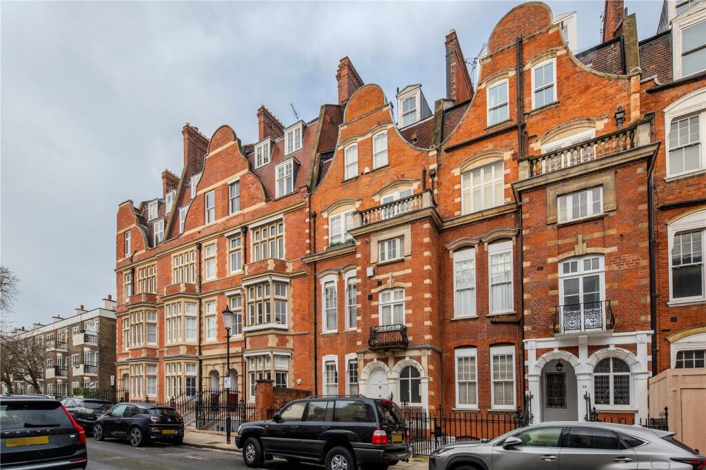 Main image of property: Gloucester Walk, London, W8