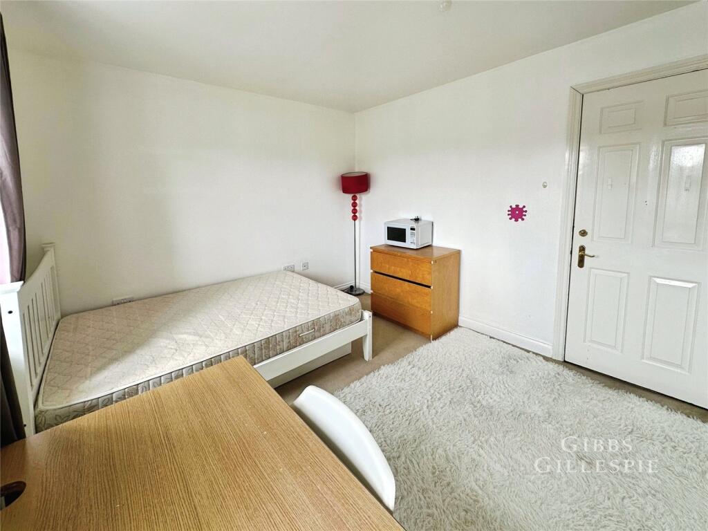 Main image of property: The Gateway, Watford, WD18