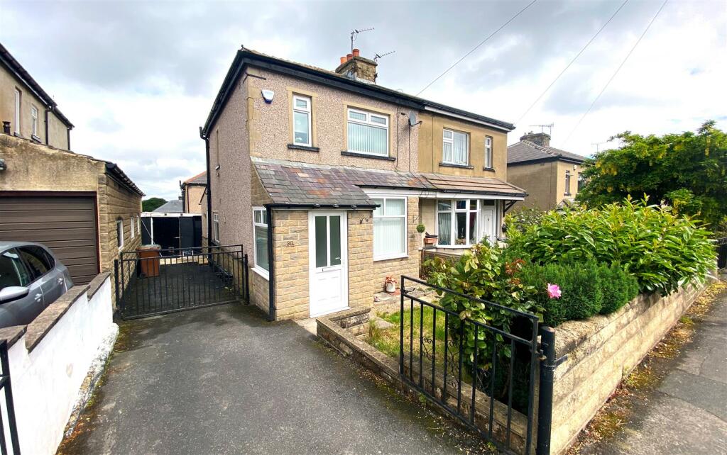 3 bedroom semi-detached house for sale in Low Ash Crescent, Wrose, Shipley, BD18
