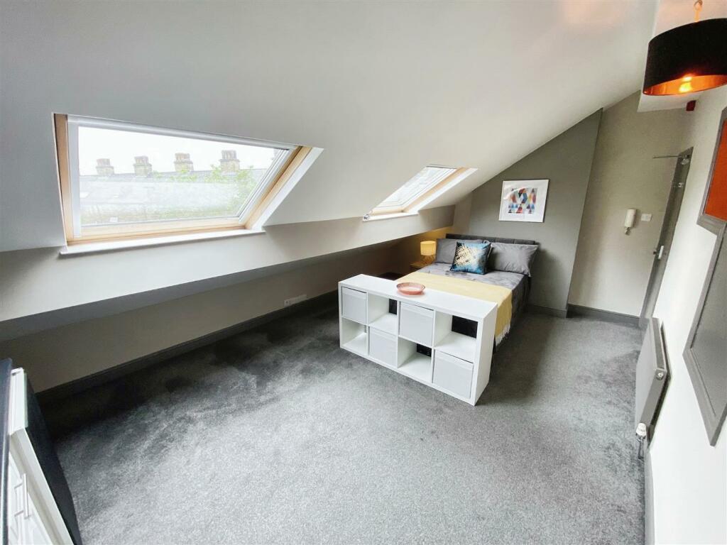 Additional property image - Park Grove, Saltaire, Shipley