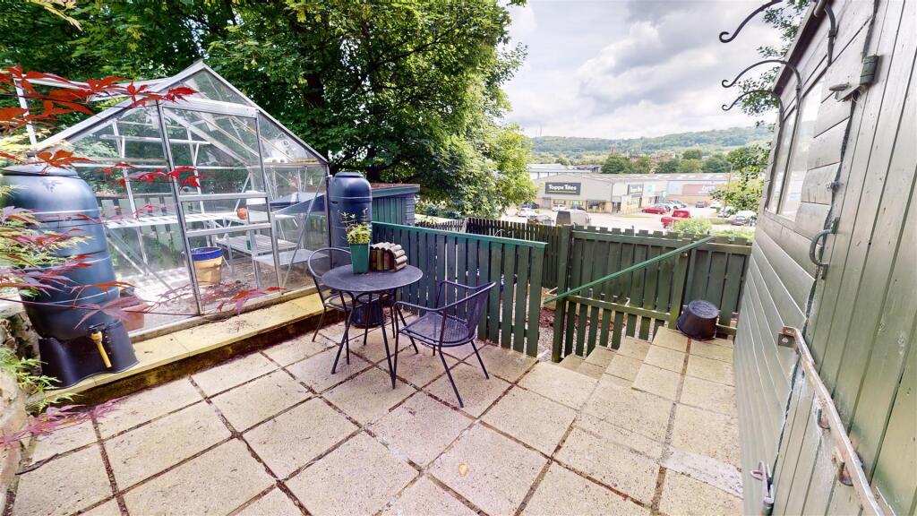 Additional property image - Cliffe Lane South, Baildon