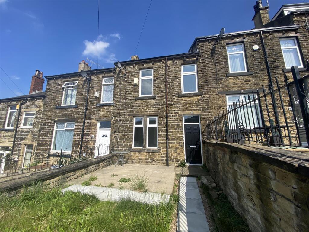 Main image of property: Carr Lane, Shipley