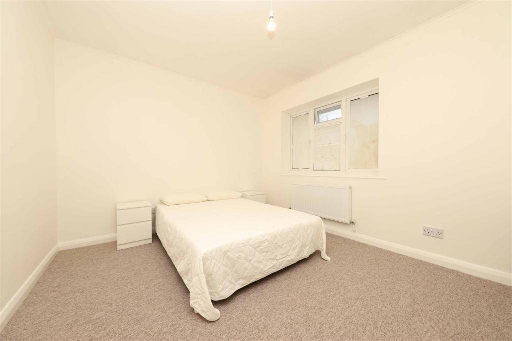 3 bedroom semidetached house for sale in Whiteheath Avenue, Ruislip, HA4