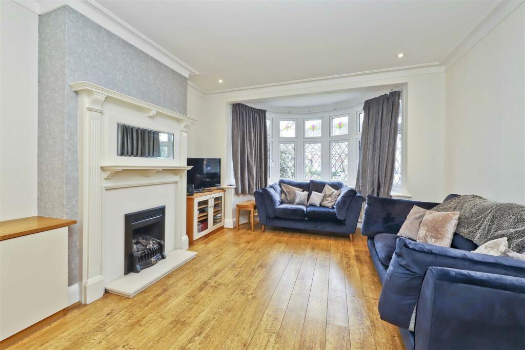 4 bedroom semidetached house for sale in St. Margarets Road, Ruislip, HA4