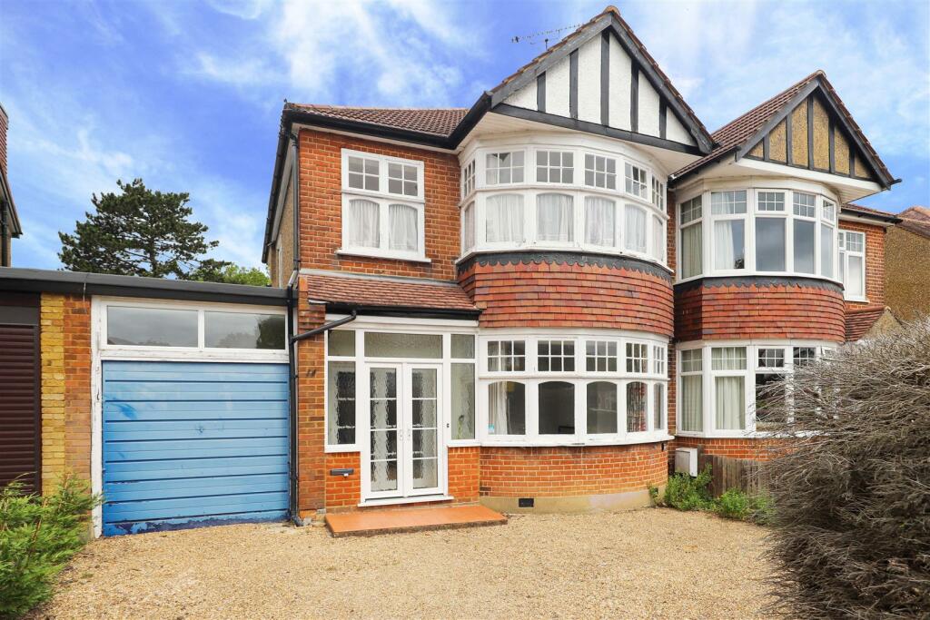 3 bedroom semidetached house for sale in Midcroft, Ruislip, HA4