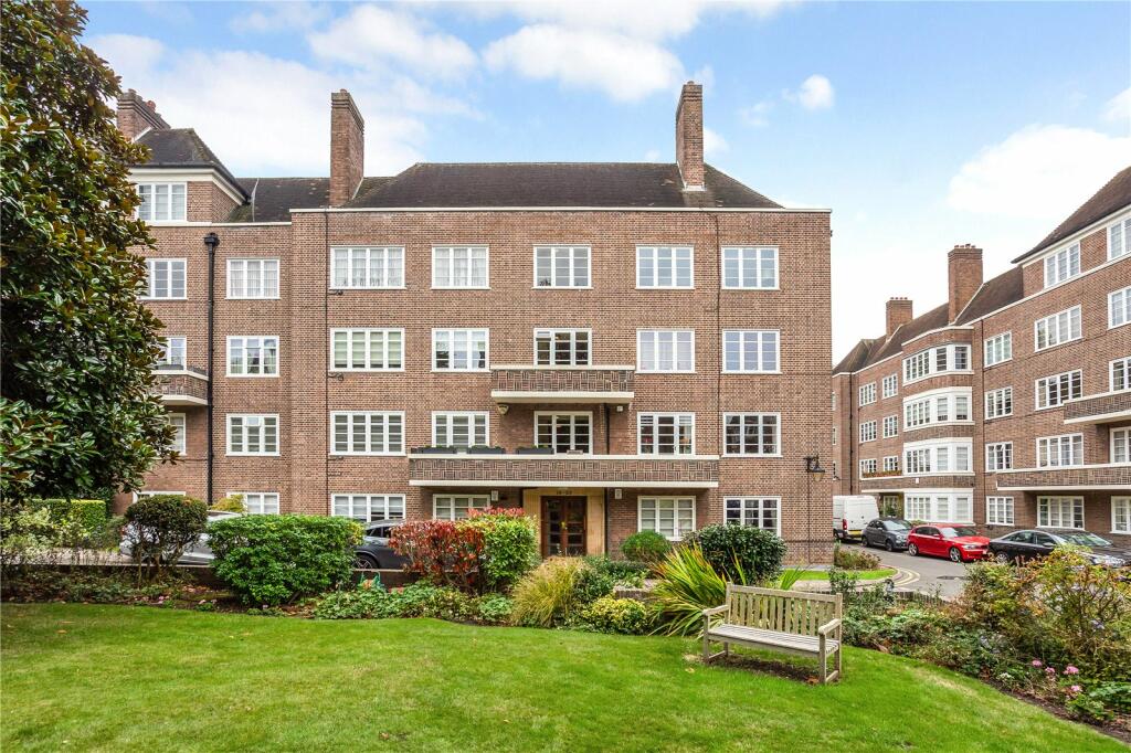 4 bedroom apartment for sale in Putney Heath, Putney, London, SW15