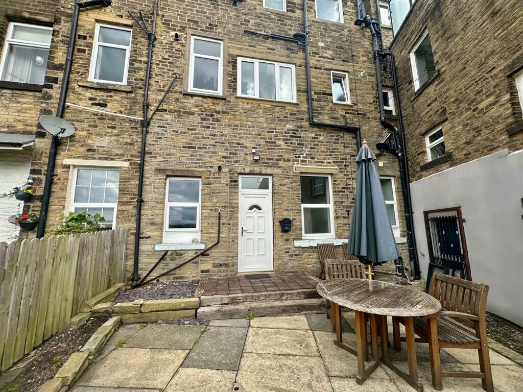 Main image of property: Back Dudwell Lane, Skircoat Green, Halifax