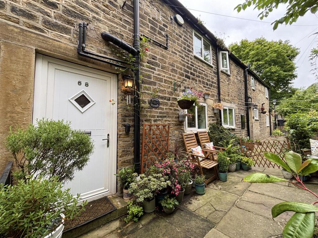 Main image of property: Lower Skircoat Green, Halifax