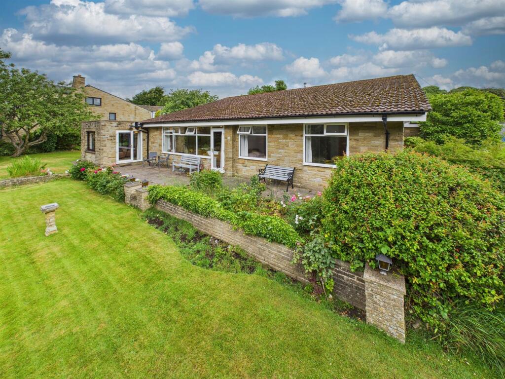 Main image of property: Gleddings Close, Savile Park, Halifax