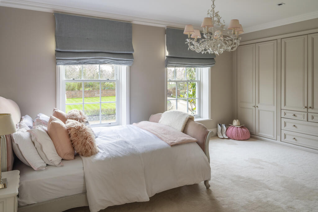 Additional property image - Knighton Lane, Wimborne, Dorset, BH21