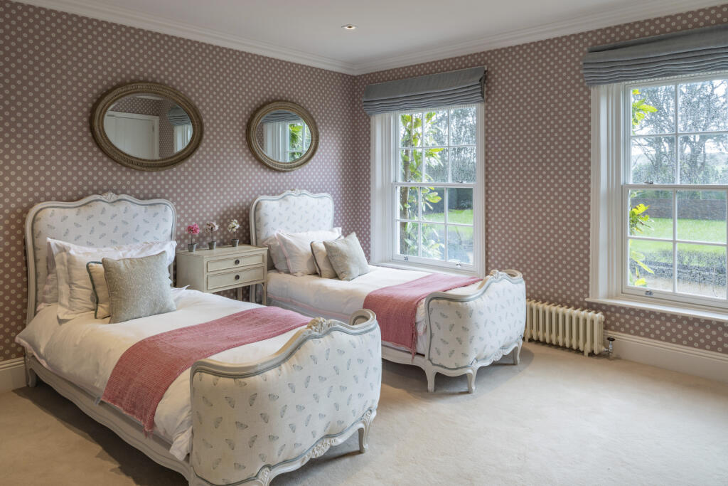 Additional property image - Knighton Lane, Wimborne, Dorset, BH21