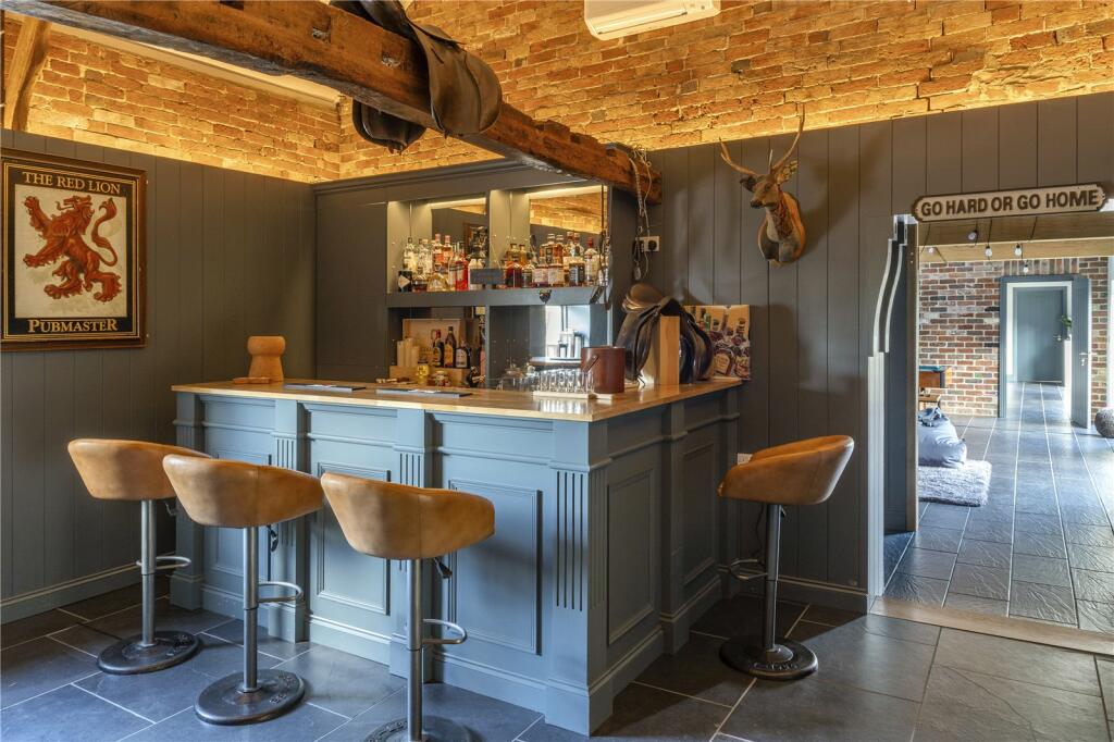 Additional property image - Knighton Lane, Wimborne, Dorset, BH21