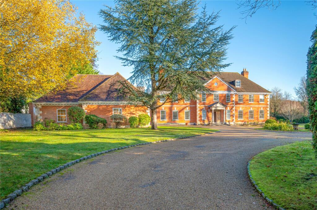 Main image of property: Hatton Hill, Windlesham, Surrey, GU20