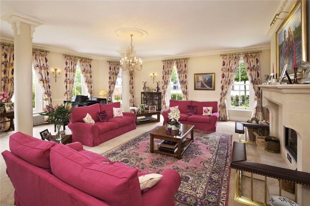 11 bedroom detached house for sale in Sewards End, Saffron Walden