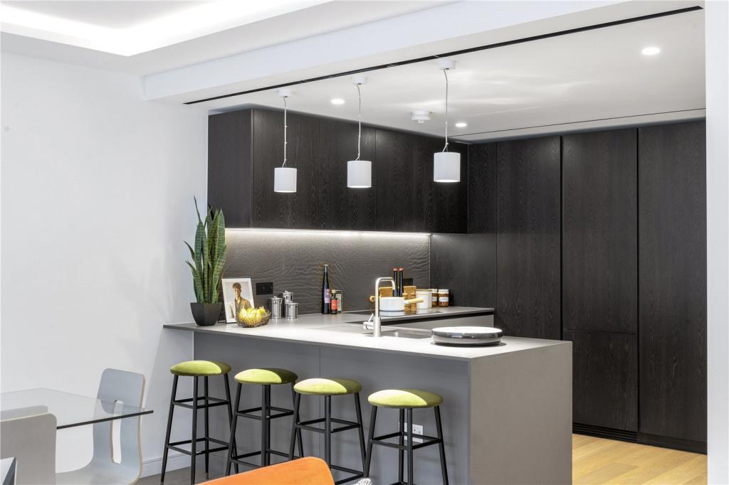 2 bedroom mews property for sale in Chilworth Mews, Bayswater, London, W2