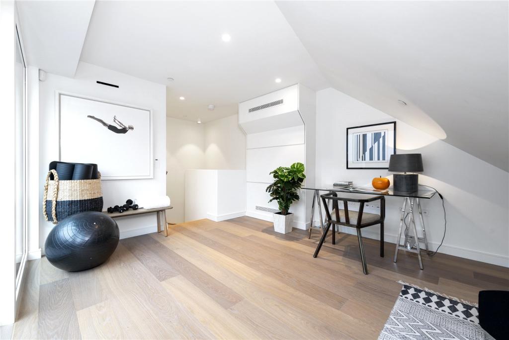 2 bedroom mews property for sale in Chilworth Mews, Bayswater, London, W2