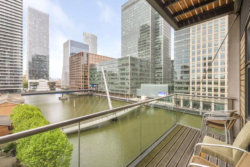 Main image of property: Discovery Dock Apartments West, 2 South Quay Square, London, E14