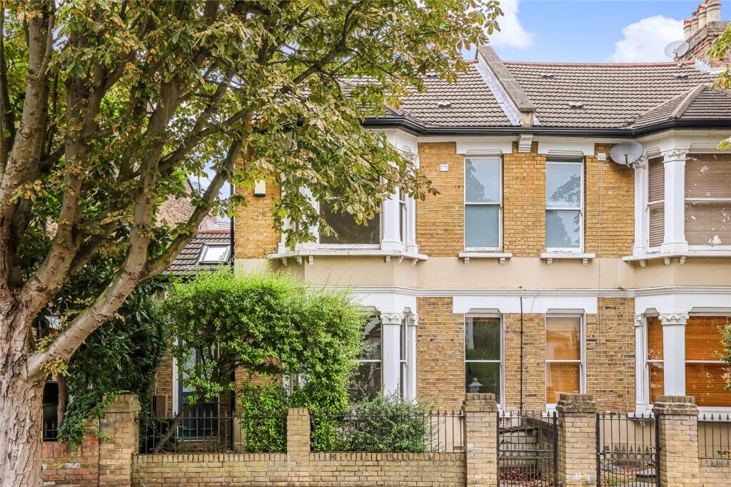 Main image of property: Heathfield Gardens, Chiswick, London, W4