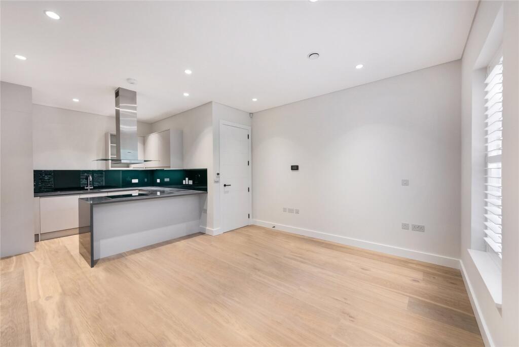 Main image of property: Chiswick High Road, London, W4