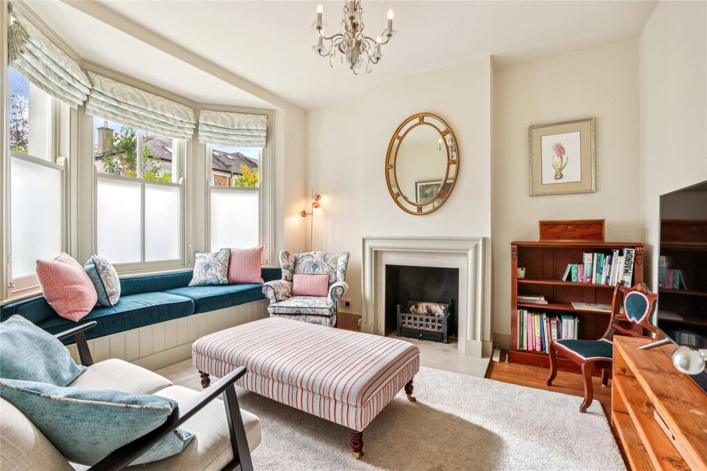 Main image of property: Saville Road, London, W4