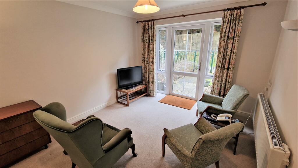 2 bedroom retirement property for sale in Malmesbury Road, Chippenham, SN15