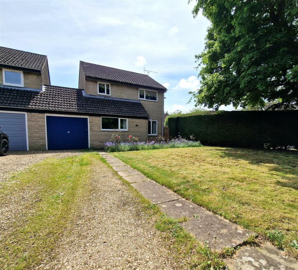 3 bedroom detached house for sale in The Close, Kington St Michael, SN14