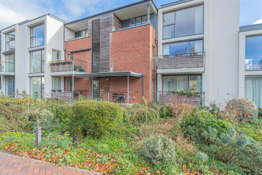 Main image of property: Corsham